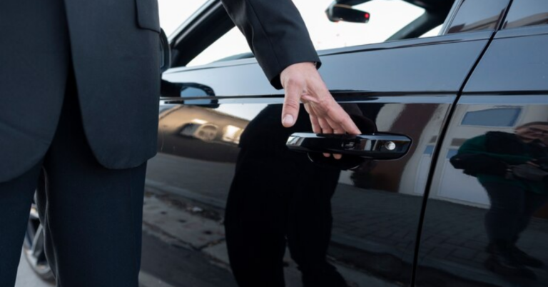 The Importance of Chauffeur Drivers: Professionalism, Comfort, and Convenience